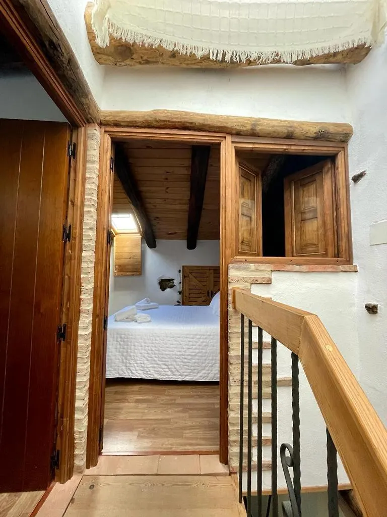 בית הארחה ארקנה 	La Casa Del Castano בית כפרי